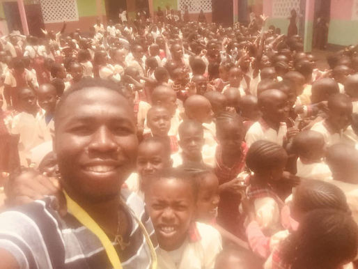 LUTTE CONTRE LES DISCOURS HAINEUX ET LA DÉSINFORMATION