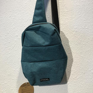 Single Strap Crossbody Pack $32