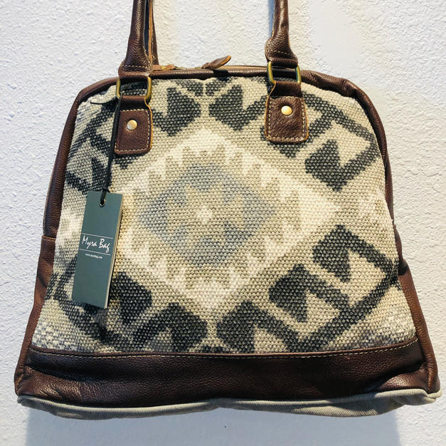 Myra Large shoulder Bag $65