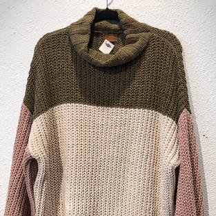Color Block Fringed Sweater $38