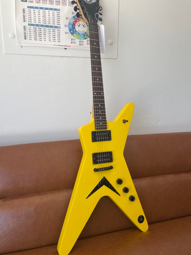 2009 Dean MLX | Riff Raff's Guitars