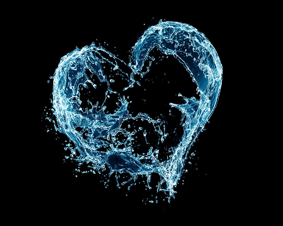 a-heart-made-out-of-water-splashes-SBI-301080931.jpg
