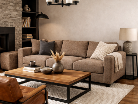 Polsterstoff der Schmutz und Haare abhält in gemütlichem Wohnzimmer.