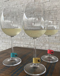 MARCADOR DE TAÇAS PARA VINHO, ESPUMANTE E CERVEJA