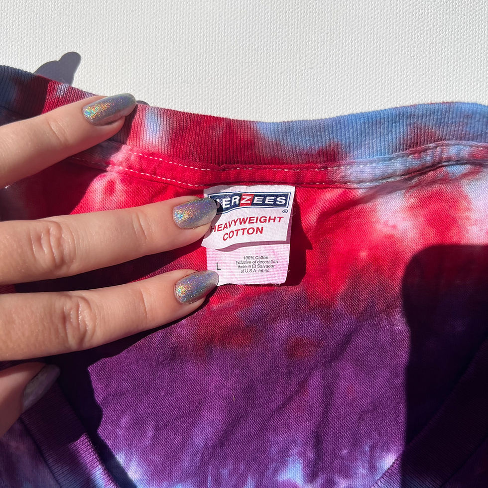 Thumbnail: Tie-dye Shirt: Heart- Unisex L (V-neck)