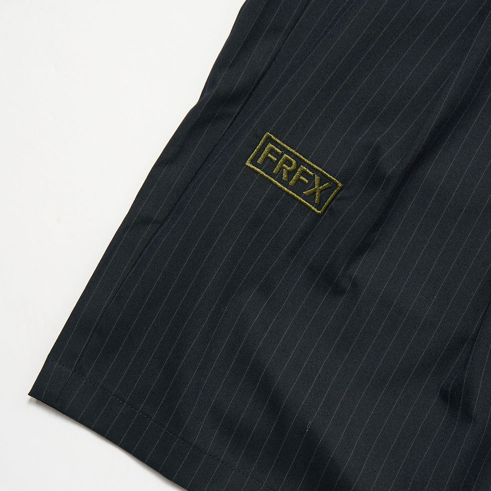 縮圖：FRFX STRIPED SHORTS