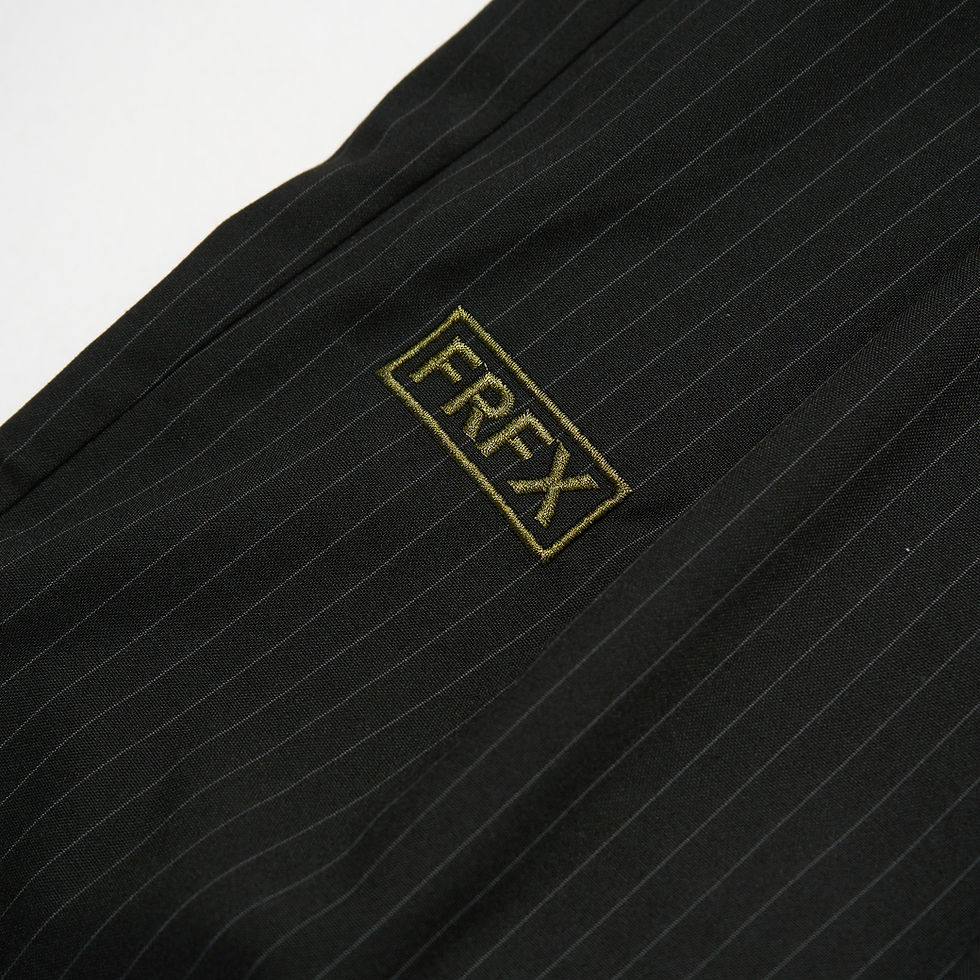 縮圖：FRFX STRIPED SHORTS