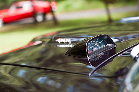 pontiac tach.jpg