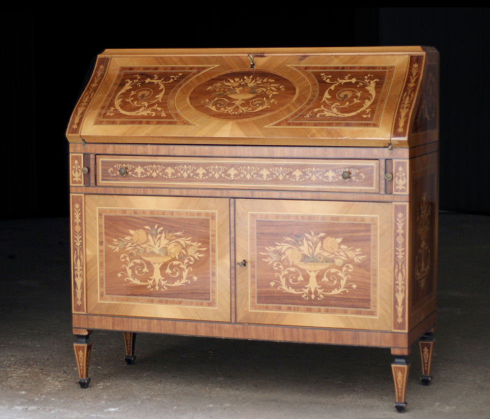 Exceptionnel secrétaire de la maison italienne PELLACANI & FIGLI (vers 1950)