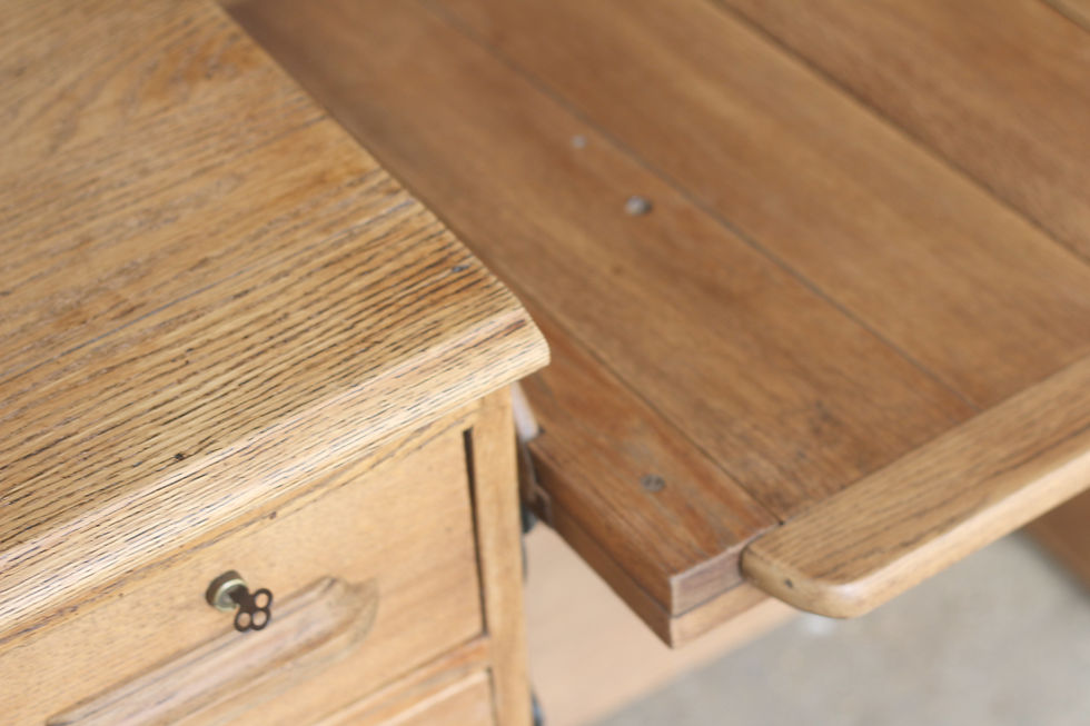 Miniature : Rare bureau américain dit de dactylo, plateau à système. Vers 1890