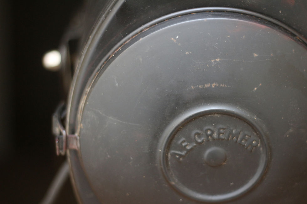 Miniature : Meuble industriel : luminaire CREMER en état de marche (années 50). 2/2