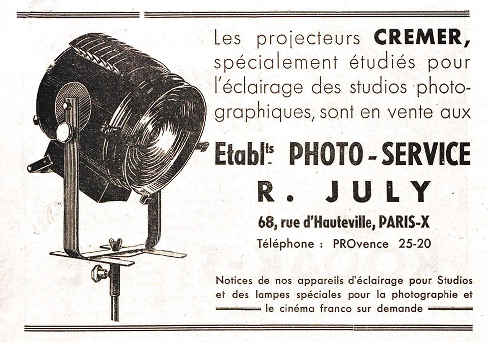 Miniature : Grand luminaire CREMER en état de marche avec son ampoule (50s).1/2