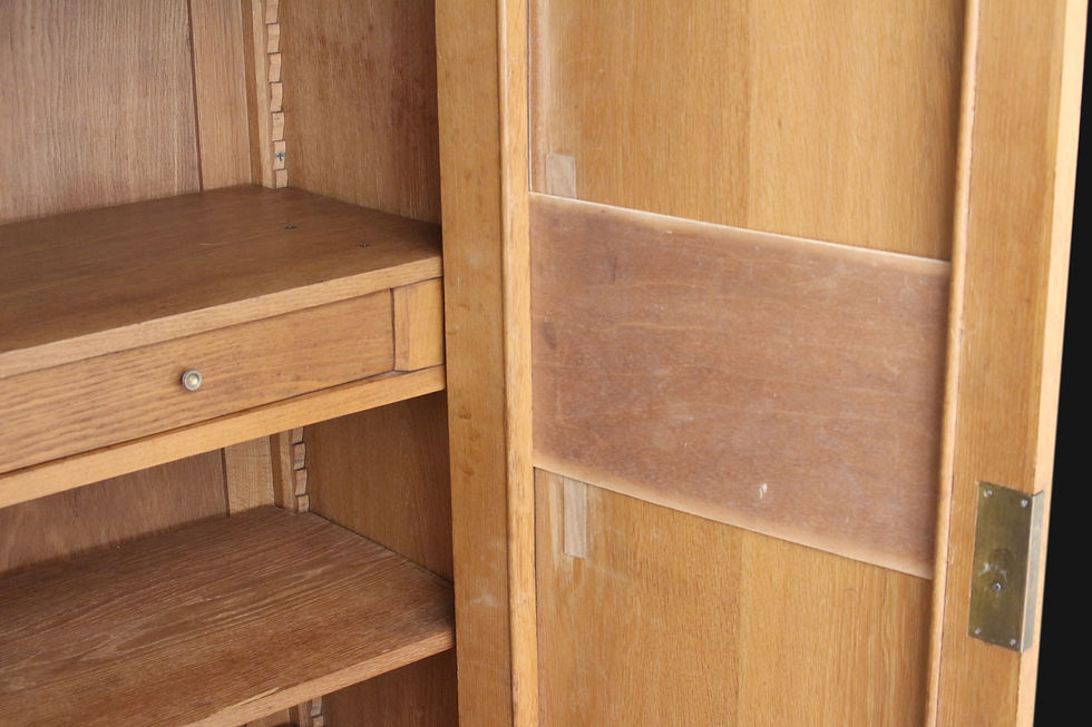 Miniature : Superbe bonnetière Art Nouveau en chêne (vers 1920).