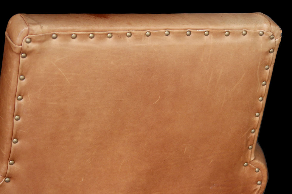 Miniature : Fauteuil club en cuir vintage. En bel état