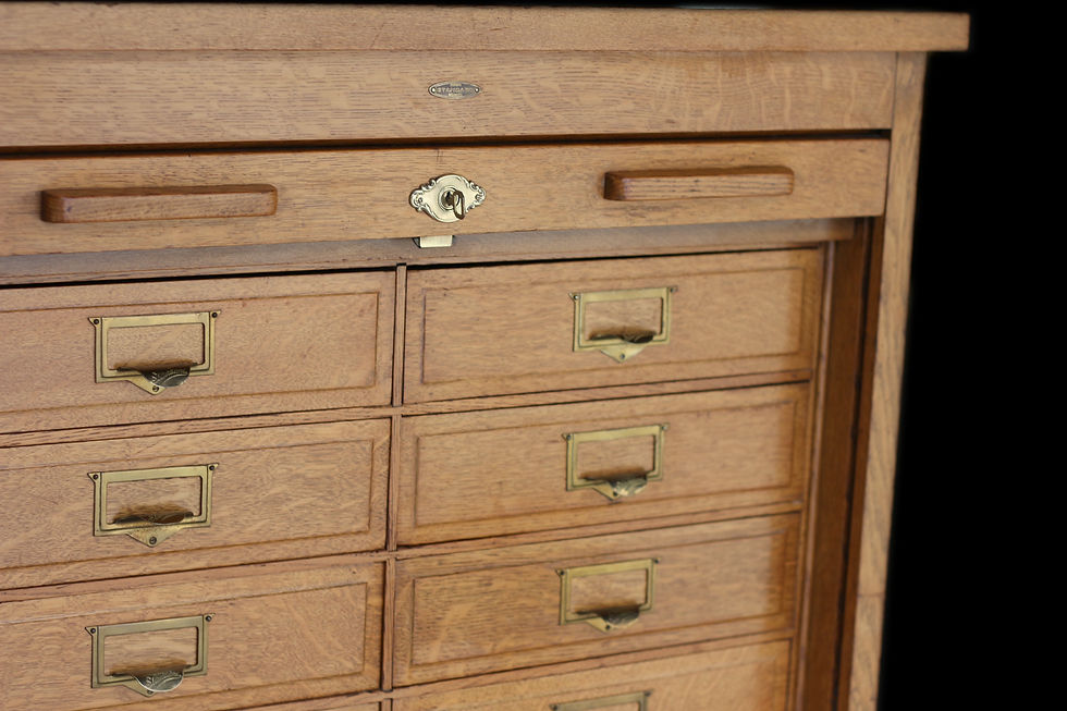 Miniature : Rare cartonnier de notaire STANDARD. Meuble de métier. Classeur à rideau, clapet