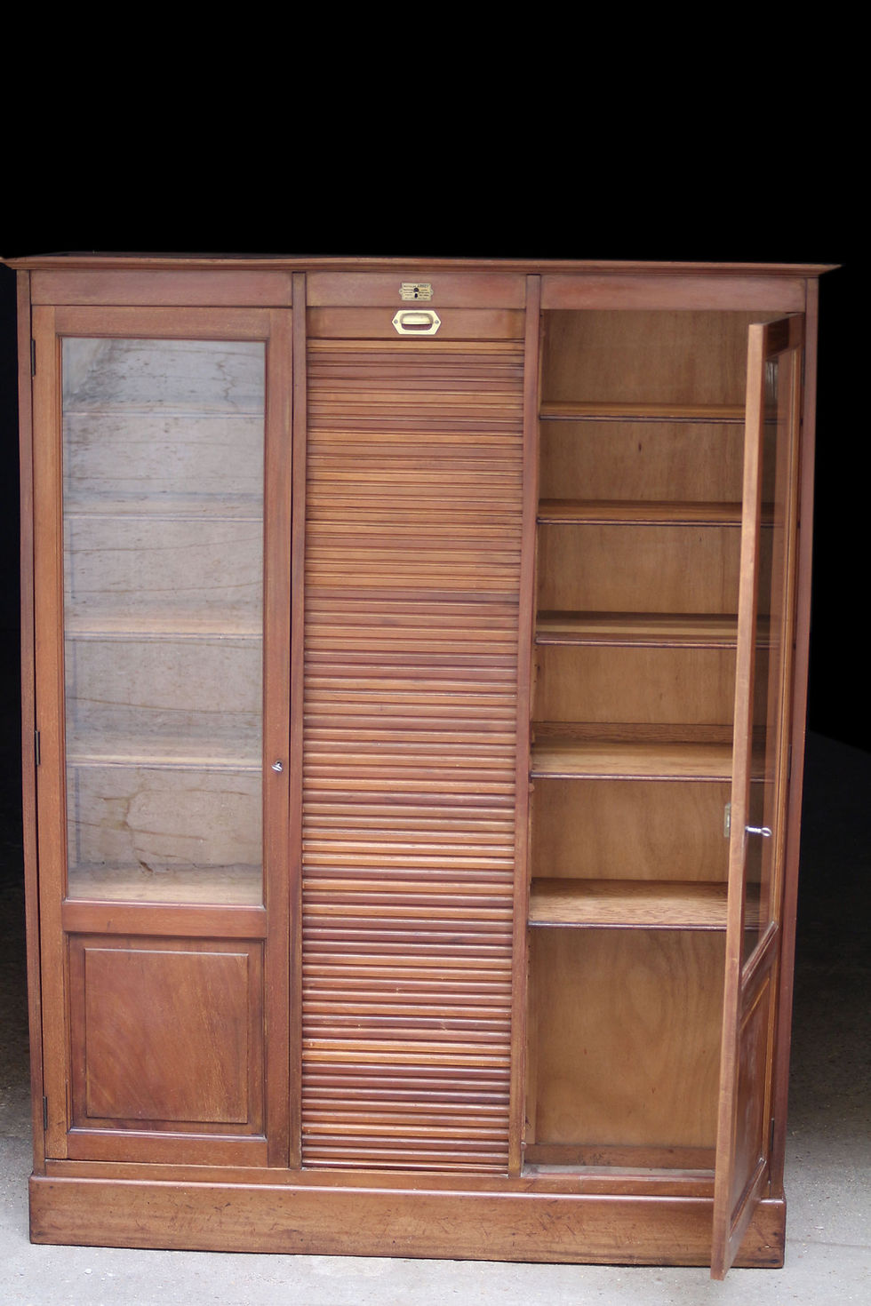 Miniature : Classeur à rideau et armoire ARBEY (années 30/40) en acajou.