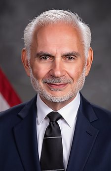 peter gorski headshot.png
