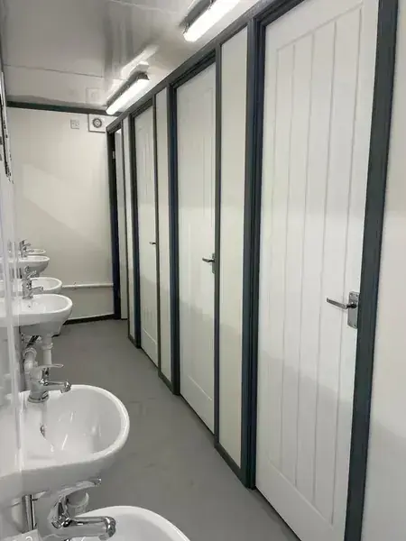20ft Refurbished Two-Compartment Toilet Block - product image 1