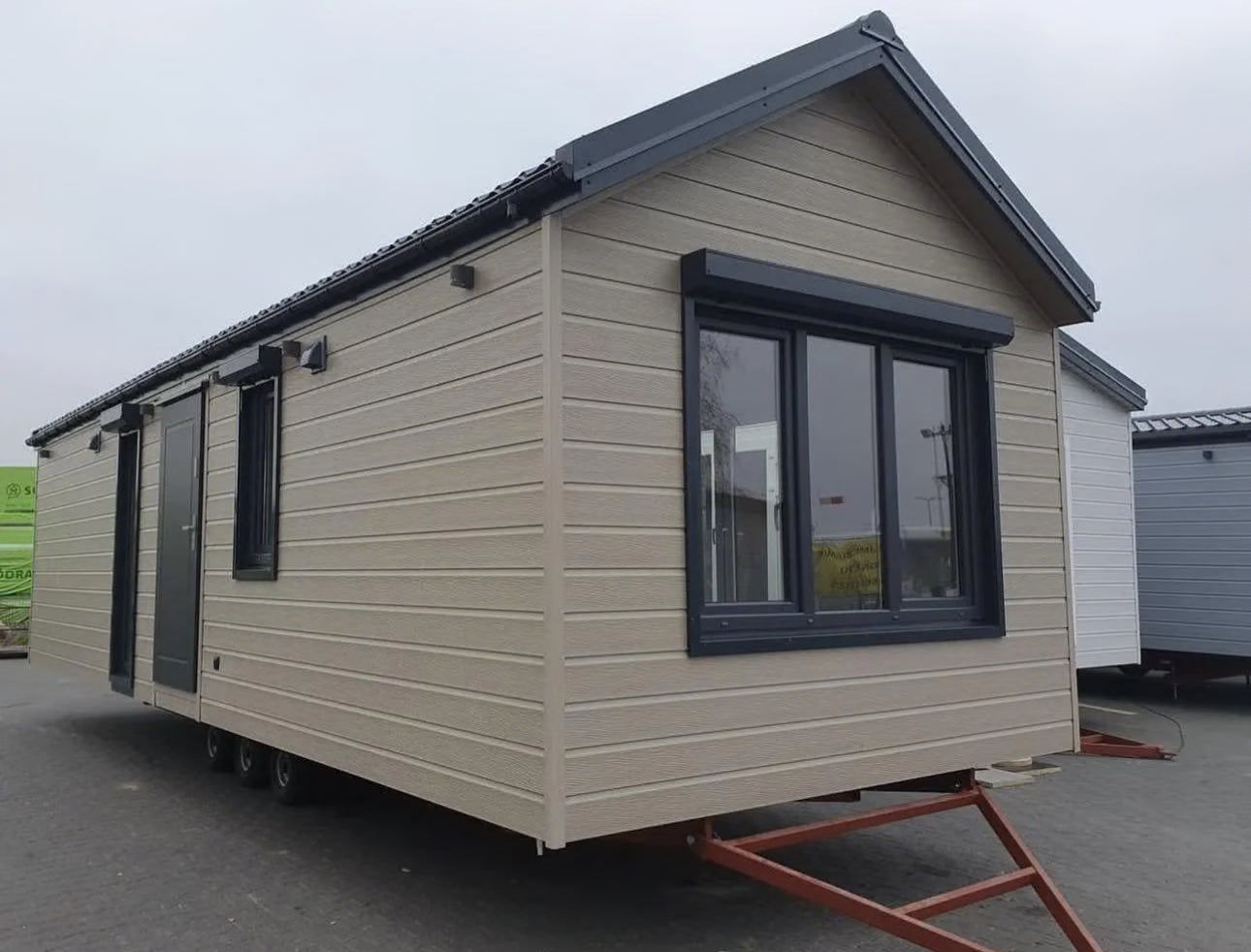 Darling Downs Shipping Containers - Carlos mobile home 35 m2 (10 x 3.5 m) - DD018 - gallery image 1