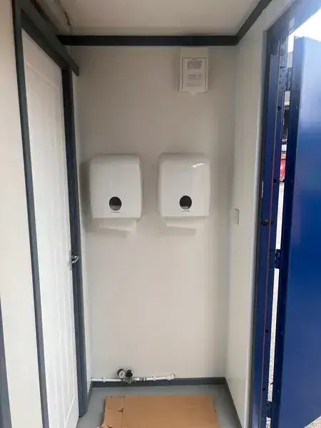 20ft Refurbished Two-Compartment Toilet Block - product image 2