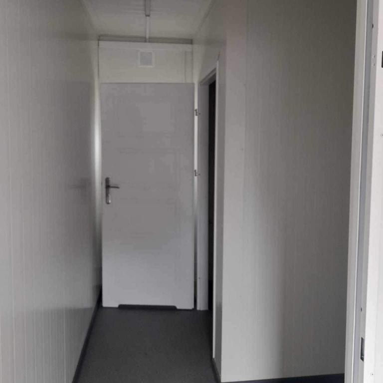 Thumbnail: 6.058m × 4.876m Modular Welfare Office – Twin WC and Kitchenette – view 4