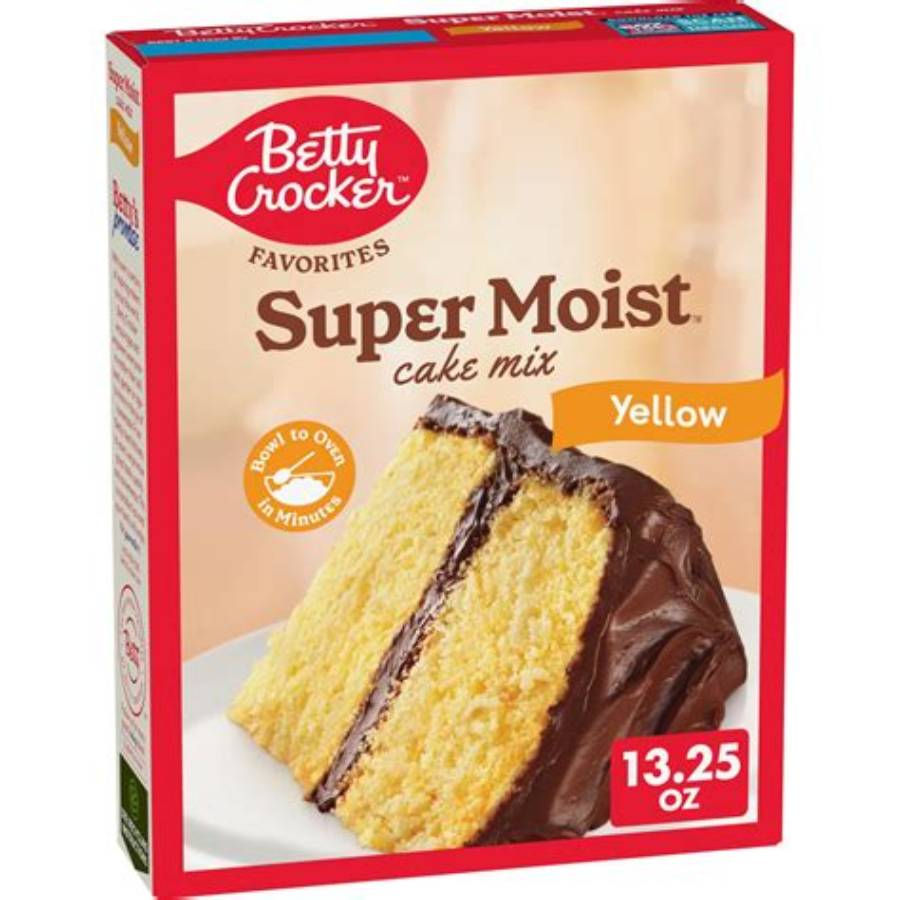 Betty Crocker Super Moist Yellow Cake Mix 13.25 oz front retail package