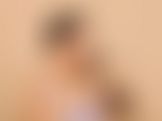 Is Your Hair Fine or Thin? Here's How to Tell the Difference