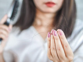 Apa Penyebab Rambut Rontok Setelah Sembuh dari COVID-19?