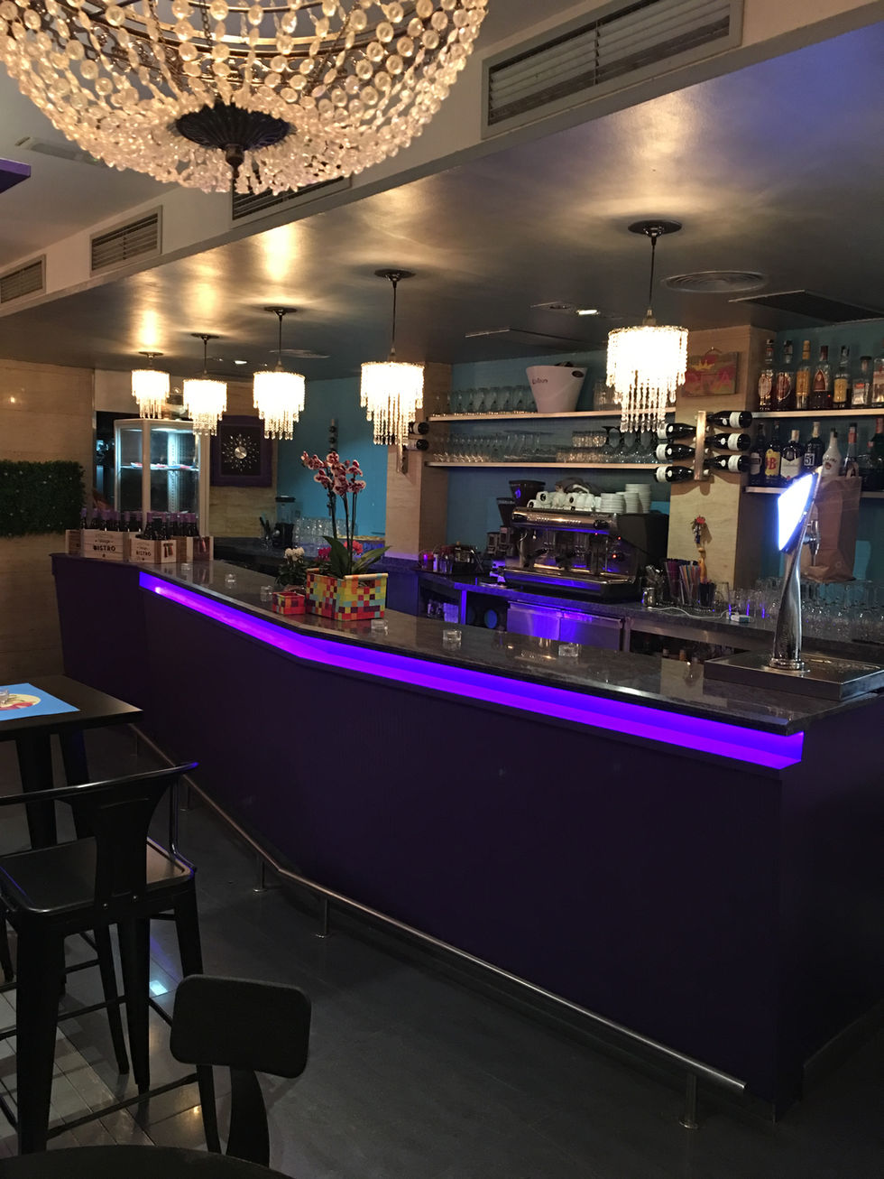 Bar