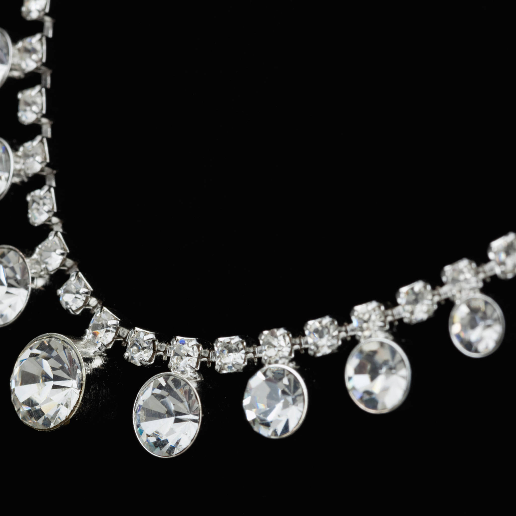 Where Should You Sell Your Diamonds?