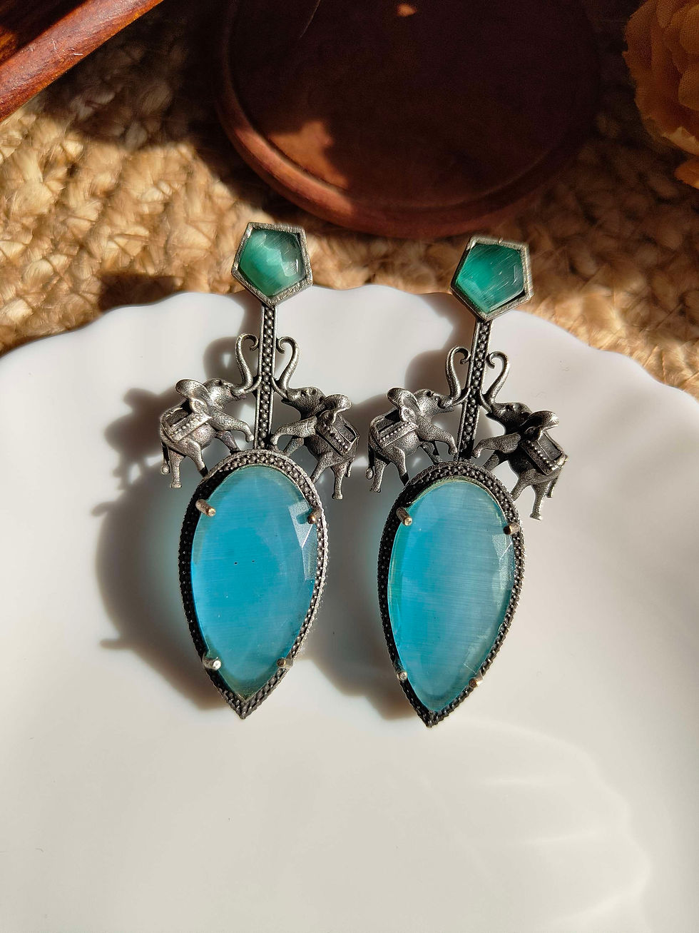 Thumbnail: Elephant Dropping Earrings 