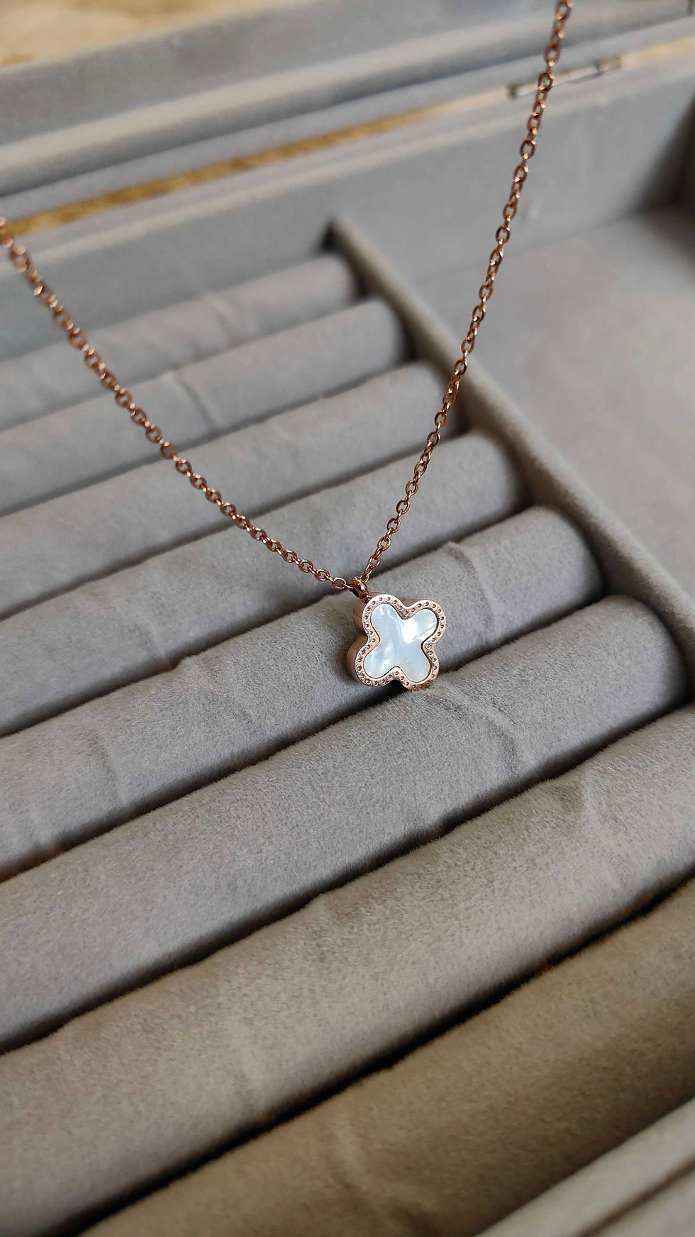 Thumbnail: Plus Pendant Chain