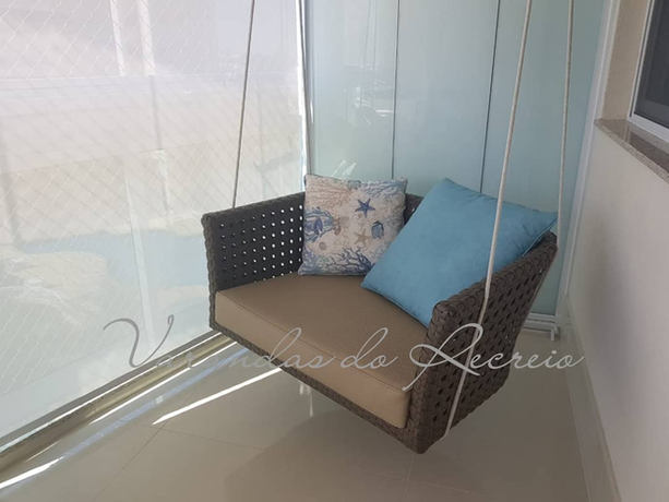 CHAISES & CONCHAS 30