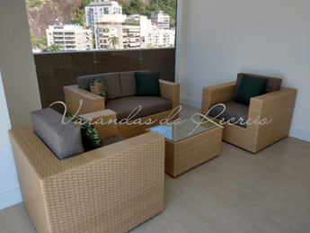 POLTRONAS & SOFÁS 10A