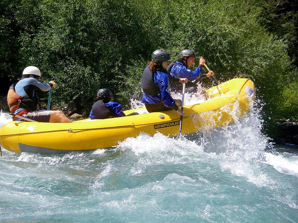 czdiaz61-rafting-319615_1280.jpg