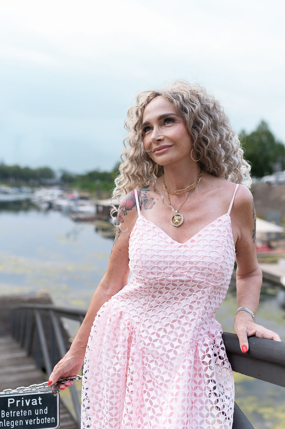Professional portrait photoshoot of Best Ager model Kerstin Larisch by photographer Julia