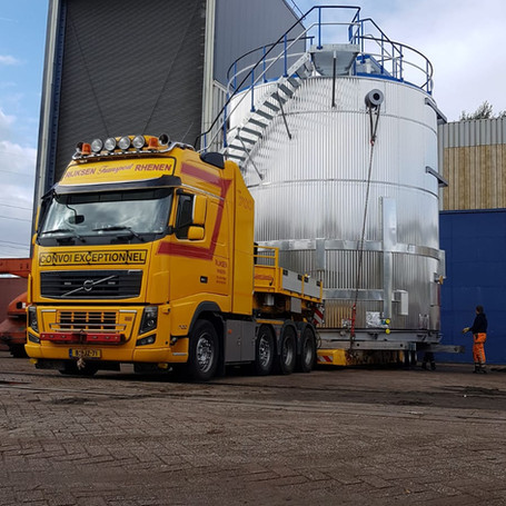 Storage tank