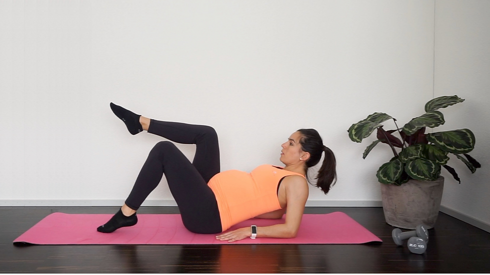 Amparo, the certified pre and postnatal expert and creator of all app-based fitness programs on fitnow, working out whilst being pregnant