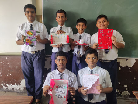 Parents’ Day Card-Making Competition