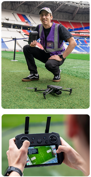 Homme tenant une radio commande, accroupi face à un drone DJI Mavic 3 Ciné, sur la pelouse du stade de foot Groupama Stadium