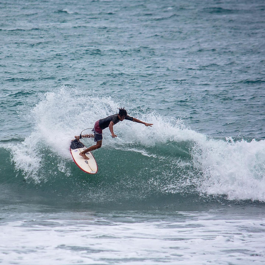 sabah-surfing-shortboard