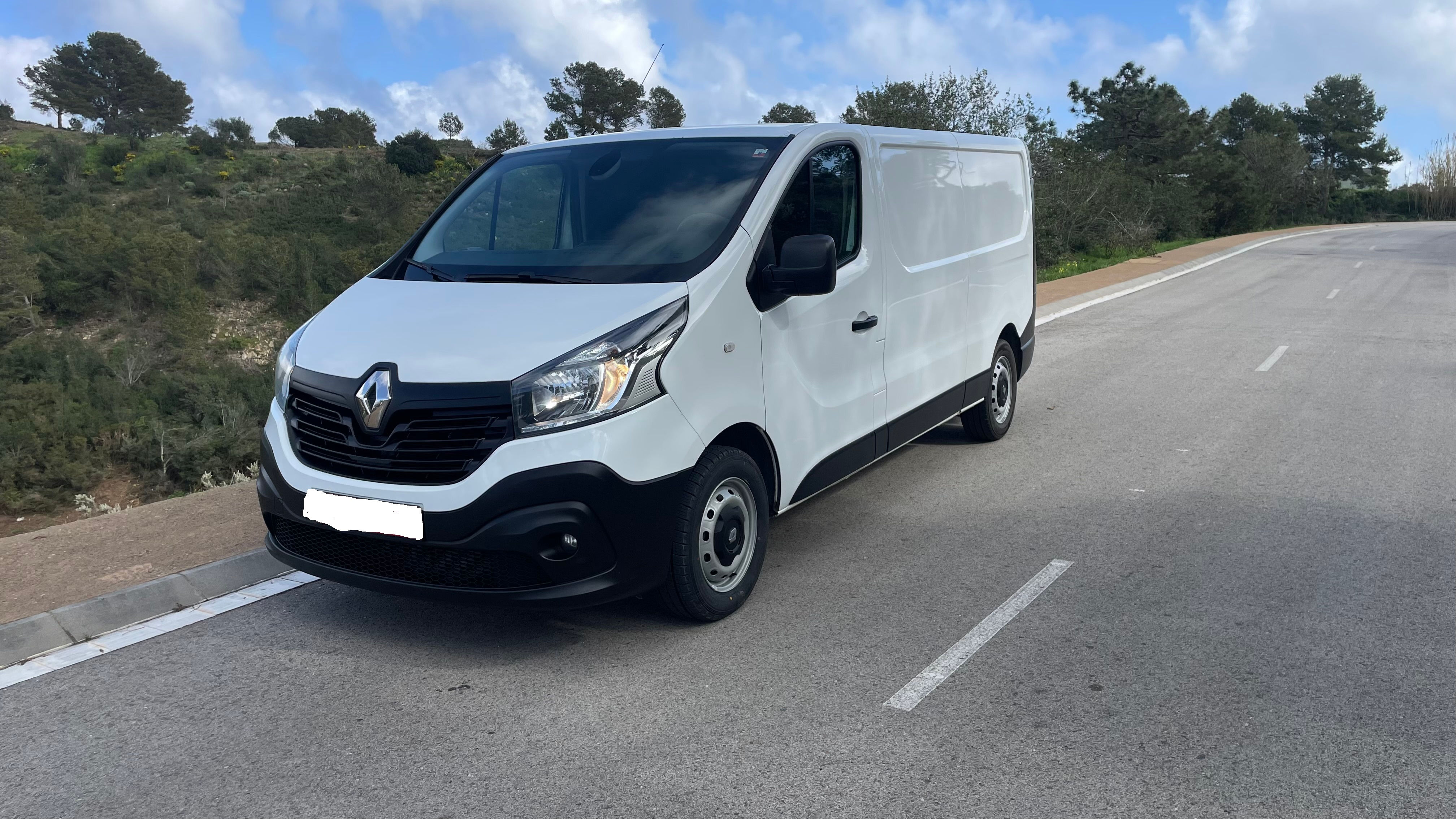 Renault Trafic L2H1 1.6 DCI - Gasoil - Manual - 116 hp - 136.053 km