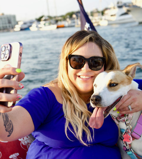 Pet friendly harbor cruises aboard a luxury picnic boat.