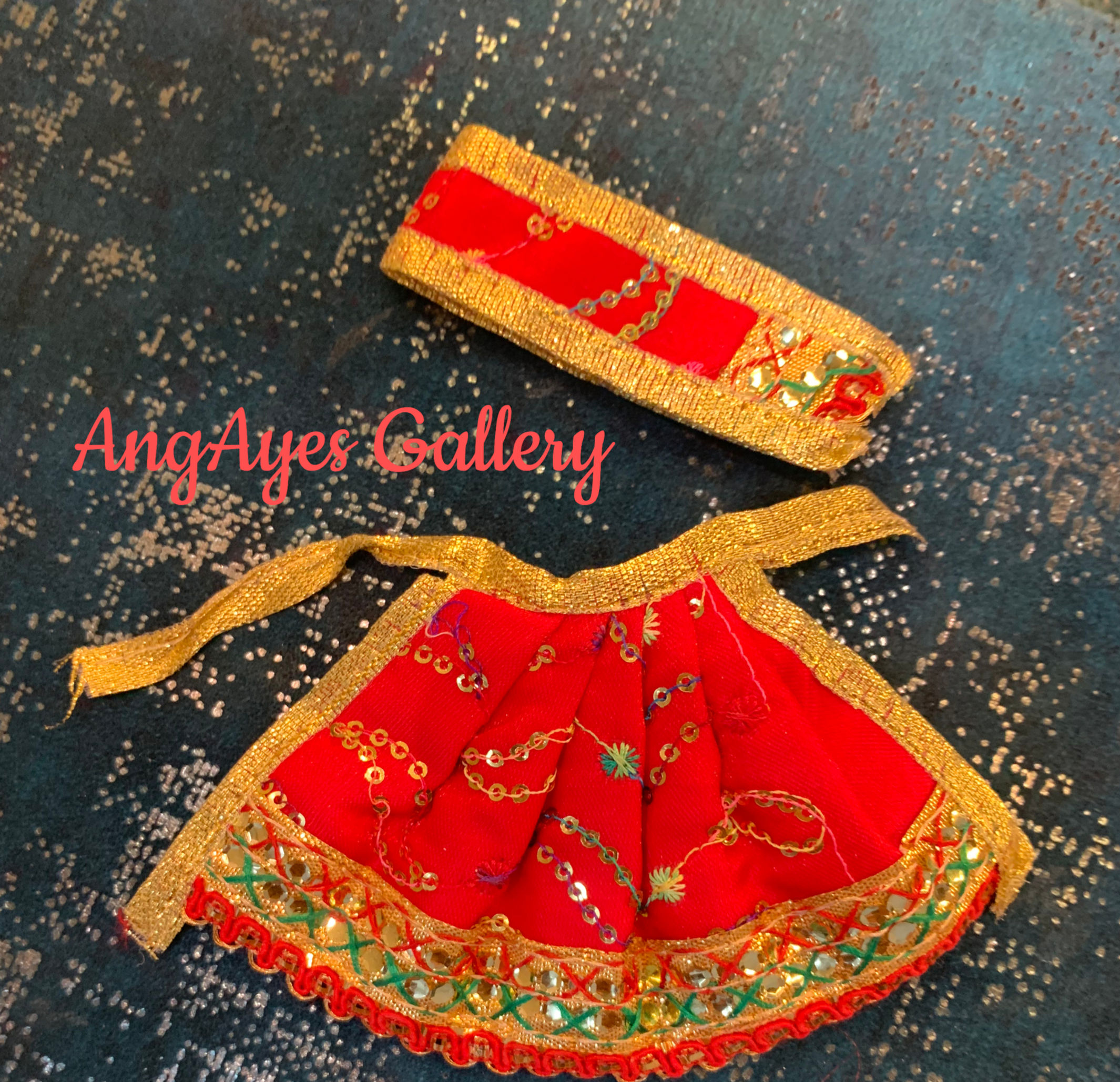 Maa Lakshmi Lahnga Chunri - Red