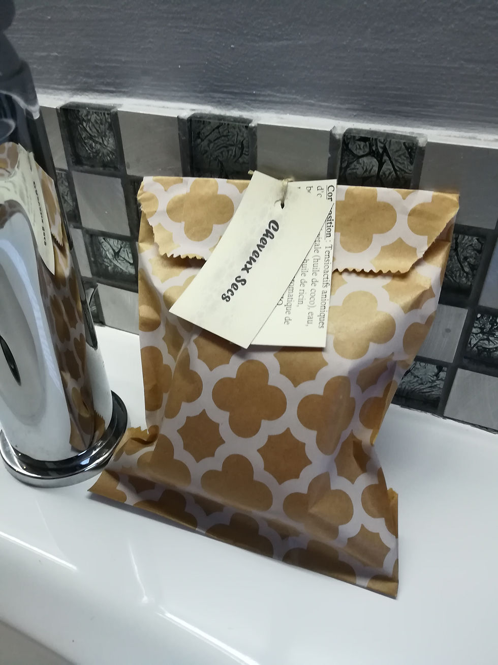 Miniature : Emballage Minimaliste Shampoing solide cheveux secs