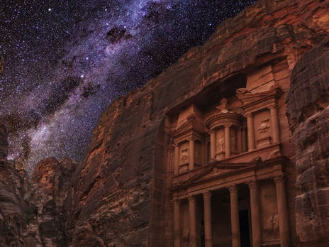 The World After Dark: Amazing Places To Visit.