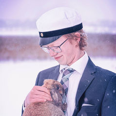 Ylioppilaskuvaaja Jyväskylä - Yönhehku Valokuvaus