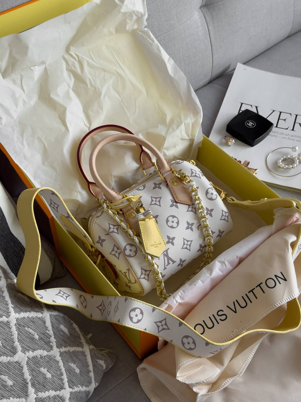 Miniatura: Louis Vuitton Speedy Nano – White