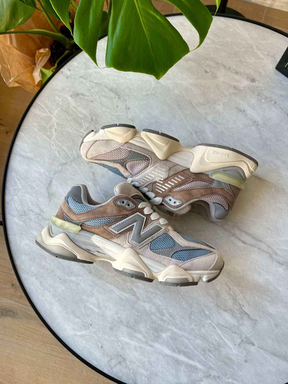 Miniatura: New Balance 9060 Beige Brown Blue