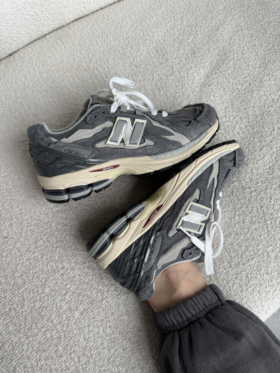 Miniatura: New Balance 1906D Grey Beige